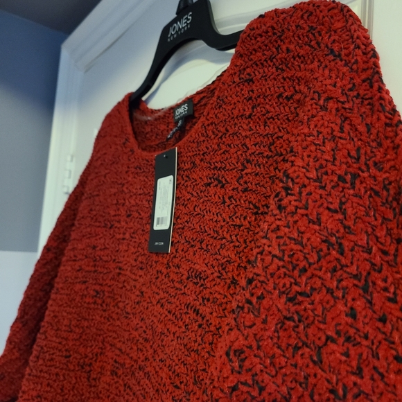JONES NEW YORK RED SWEATER - SIZE 1X - Picture 2 of 7